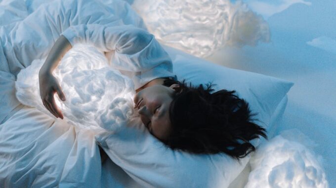 Antresola do spania w bloku: projekt, przepisy i montaż krok po kroku